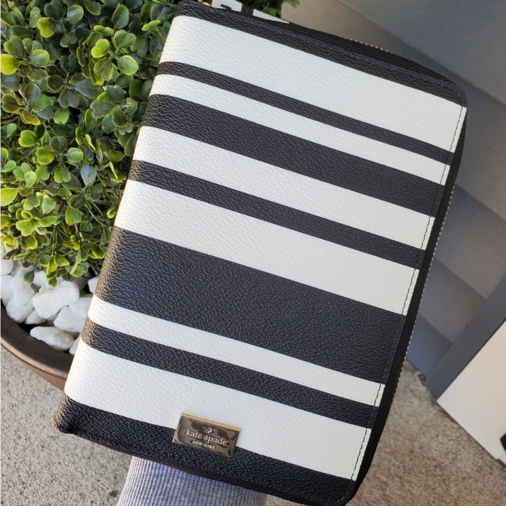 💗 EUC Kate Spade planner agenda organizer